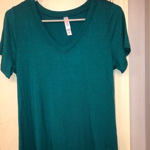 Teal v neck shirt!